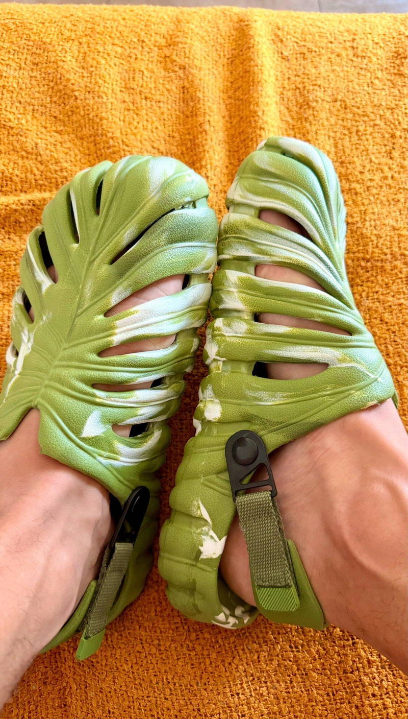 Leaf Slippers