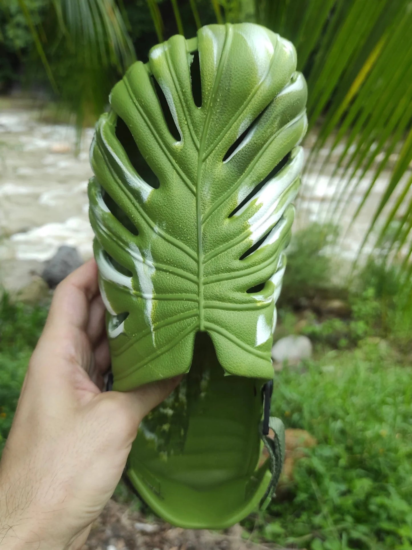 Leaf Slippers